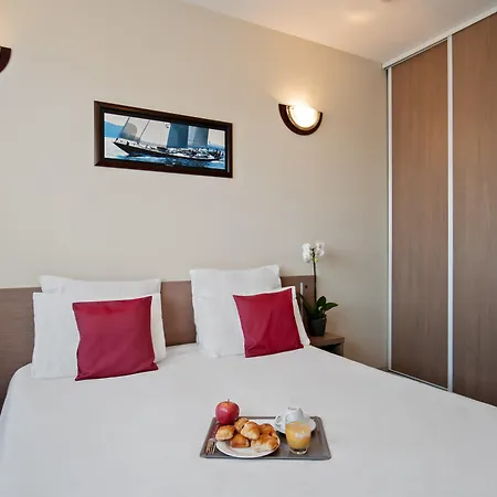 Appart'city Classic מלון דירות נים