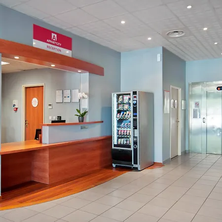 Appart'city Classic מלון דירות 3*