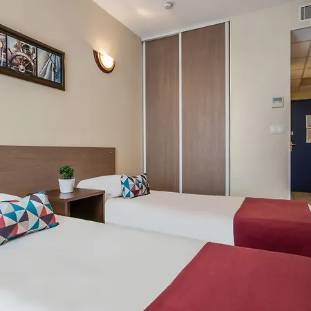 Appart'city Classic מלון דירות 3*