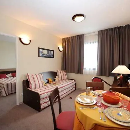Appart'city Classic Centre 3* נים