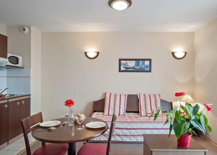 Appart'city Classic Centre Nimes